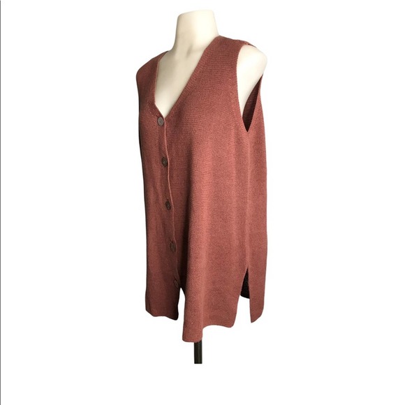 Adrienne Vittadini | Knit Linen Sleeveless Burgundy Button Down Tunic top - Picture 8 of 10